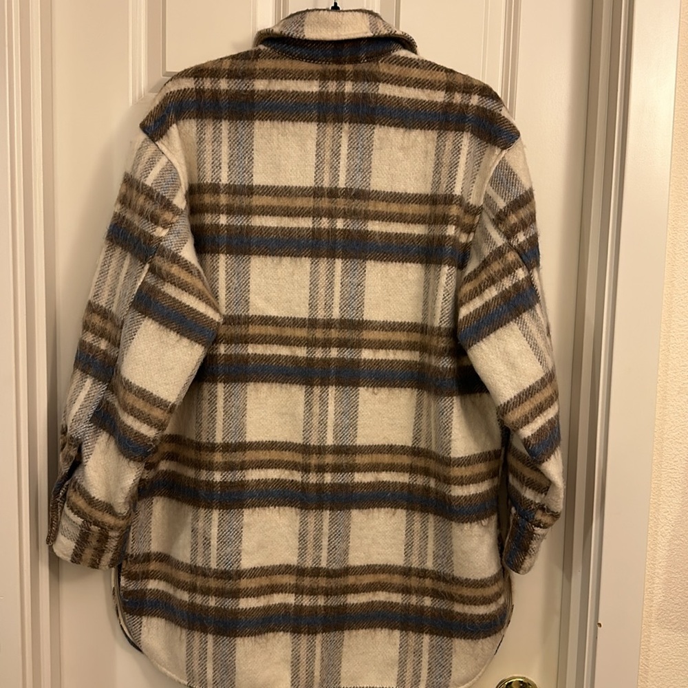 H&M Fuzzy Shacket In Excellent Condition - image 7